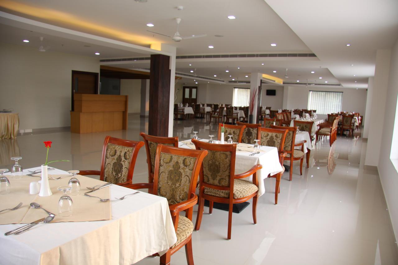 Hotel Dewland Cochin Kochi Exterior photo